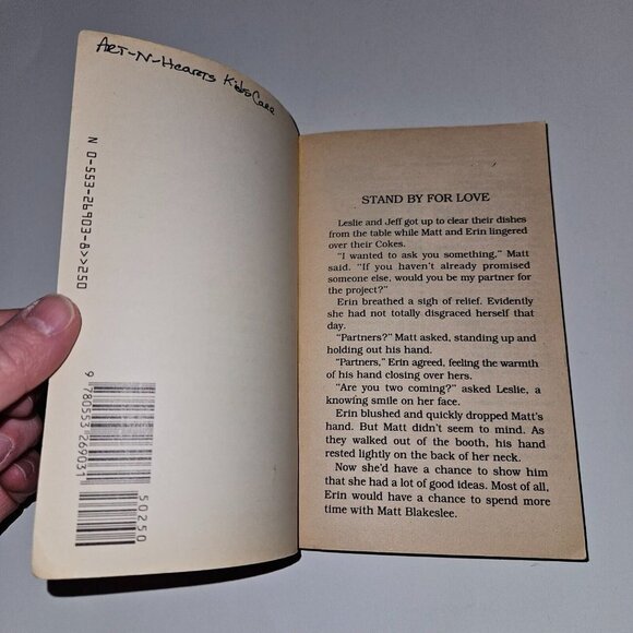 VTG Sweet Dreams #136 Stand By For Love Paperback Book Carol Macbain 1987 - Picture 6 of 10